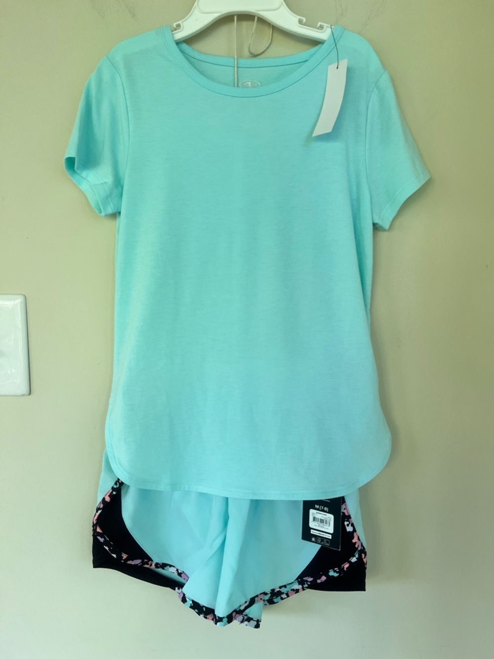 NWT Athletic Works Short Sleeve Tee & Shorts Set, Aqua, Size 7-8